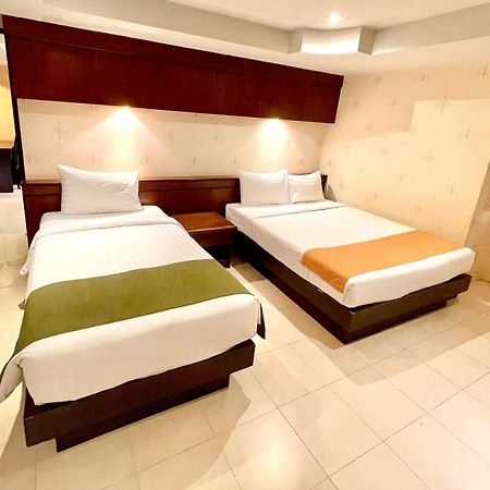 Rayaburi Hotel, Patong Bagian luar foto