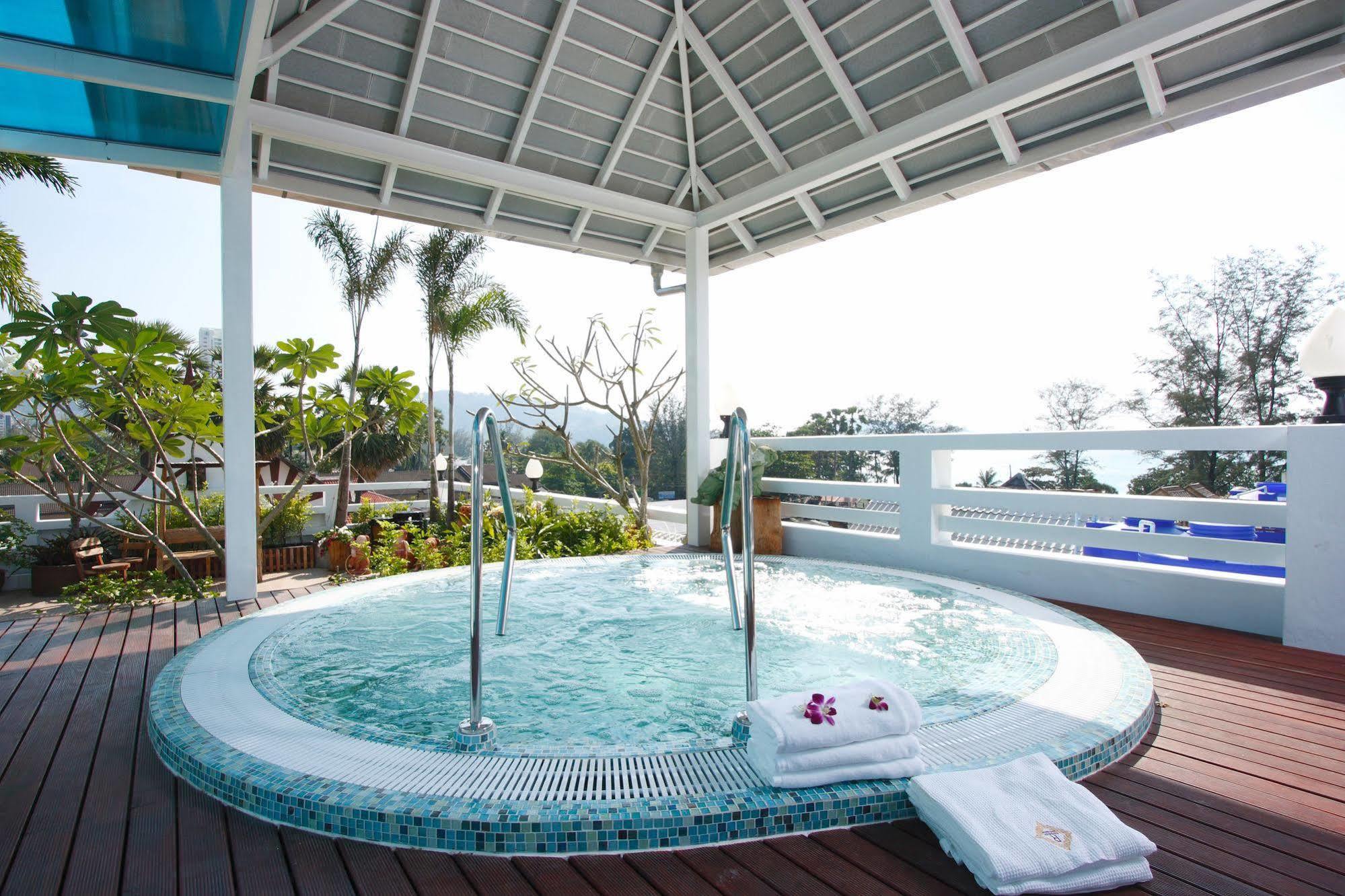 Rayaburi Hotel, Patong Bagian luar foto
